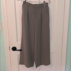 Uniqlo taupe crop wide legs